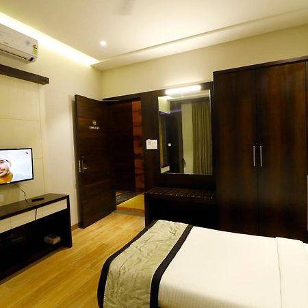 Baramati Hotel The Royal Inn מראה חיצוני תמונה