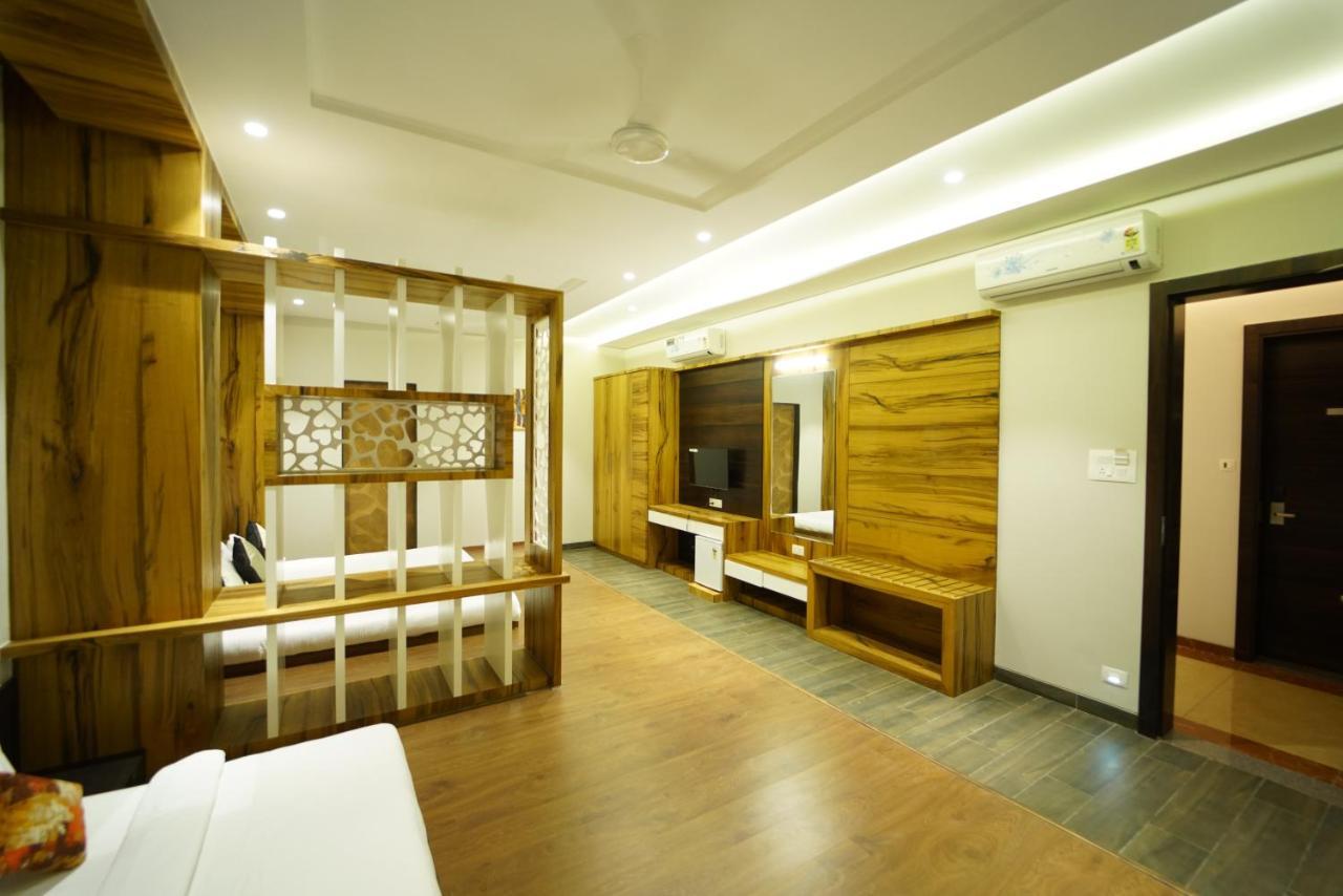 Baramati Hotel The Royal Inn מראה חיצוני תמונה